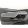 Recambio de guarnecido puerta delantera izquierda para toyota yaris (_p13_) 1.0 (ksp130_) referencia OEM IAM 676200DK10C4  
