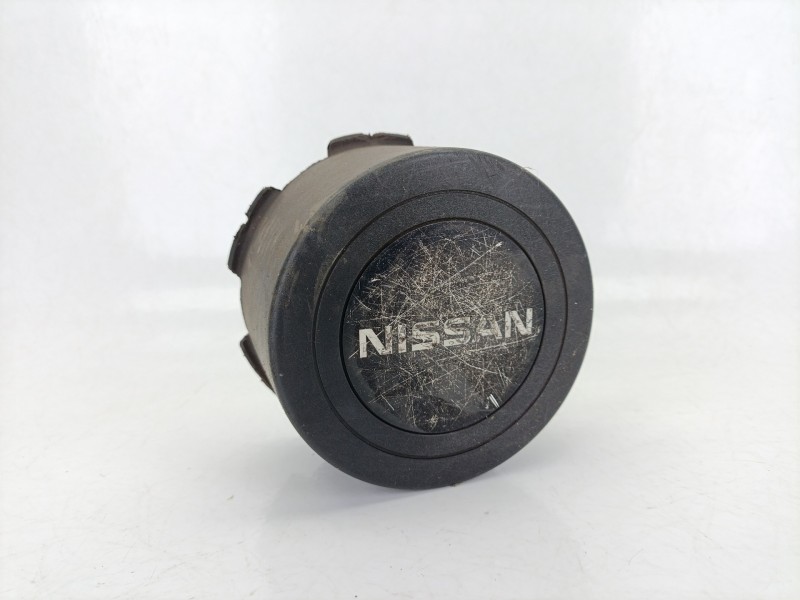 Recambio de tapacubos para nissan terrano ii (r20) 2.7 tdi 4wd referencia OEM IAM 403420X800  