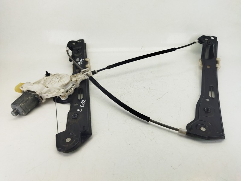 Recambio de elevalunas delantero derecho para bmw 1 (e87) 118 d referencia OEM IAM 7067796S  