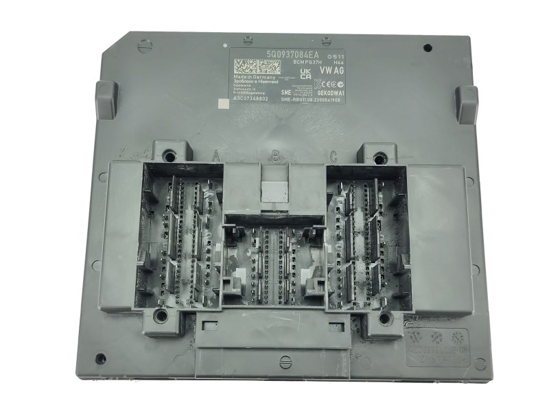 Recambio de modulo confort para volkswagen t-roc (a11, d11) 1.0 tsi referencia OEM IAM 5Q0937084EA  