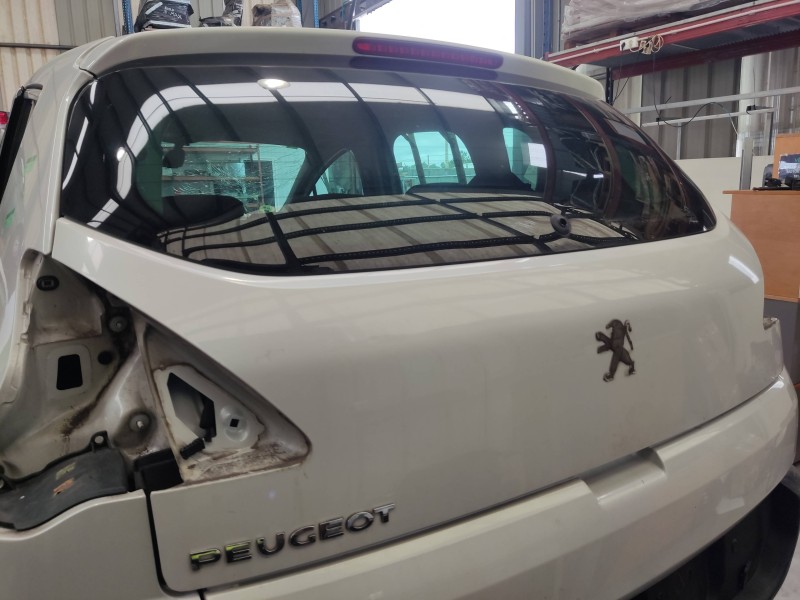 Recambio de porton trasero para peugeot 3008 i monospace (0u_) 2.0 hdi referencia OEM IAM 8701AP  