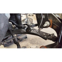 BRAZO SUSPENSION INFERIOR DELANTERO DERECHO 2446225 