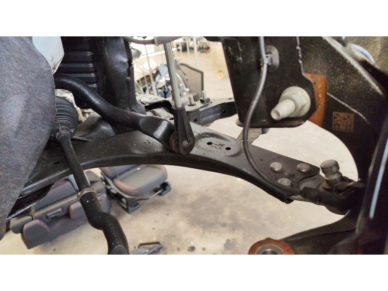 Recambio de brazo suspension inferior delantero derecho para ford kuga iii (dfk) 1.5 ecoboost referencia OEM IAM 2446225  