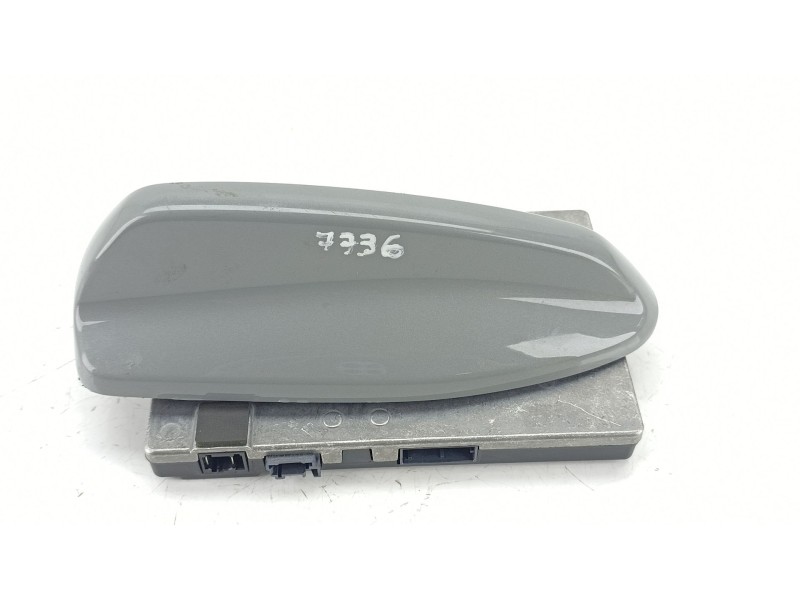 Recambio de antena para volvo v60 ii (225) b4 mild-hybrid referencia OEM IAM 32364058  