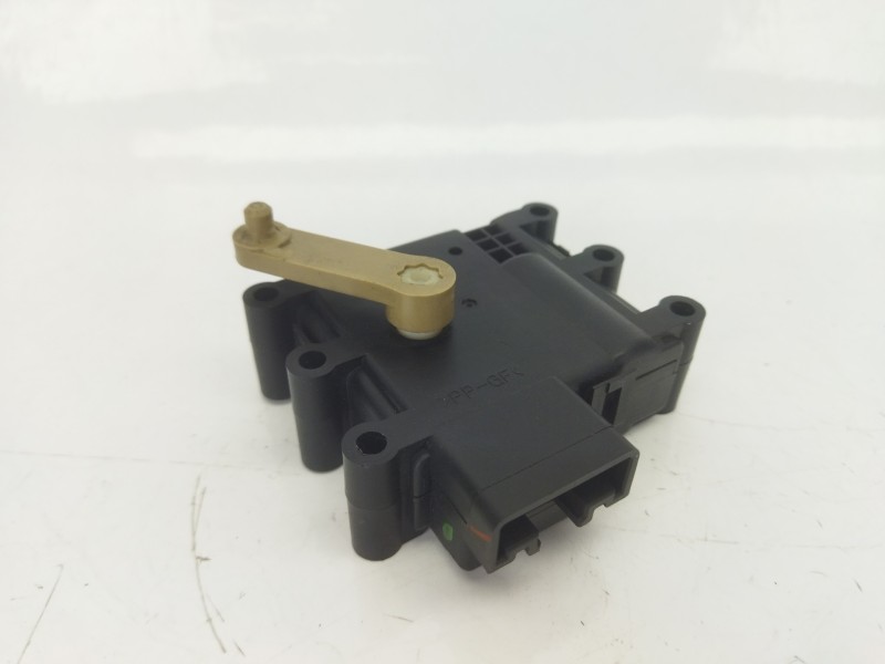 Recambio de motor apertura trampillas climatizador para mazda cx-7 (er) 2.2 mzr-cd awd (er10a) referencia OEM IAM GP9A61A60  