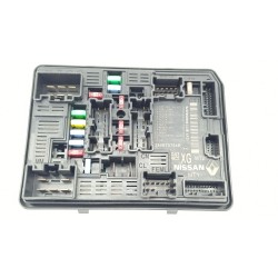 CAJA RELES / FUSIBLES 284B70754R 