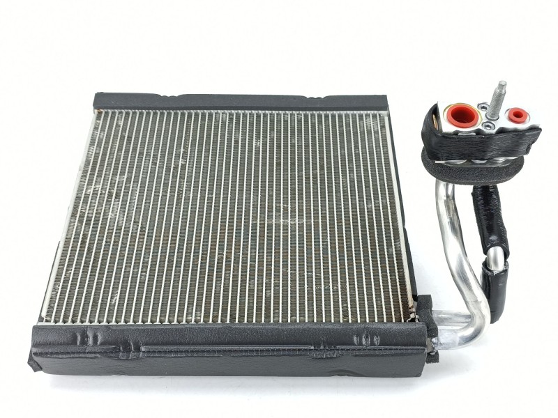 Recambio de radiador calefaccion / aire acondicionado para ford kuga iii (dfk) 1.5 ecoboost referencia OEM IAM 5630087  