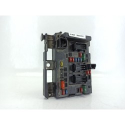 CAJA RELES / FUSIBLES 9650664080 