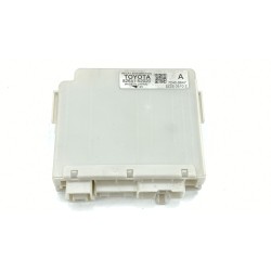 CAJA RELES / FUSIBLES 8264152020 