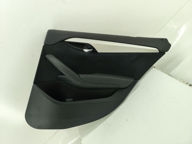 Recambio de guarnecido puerta trasera derecha para bmw x1 (e84) sdrive 20 d referencia OEM IAM 51427327262  