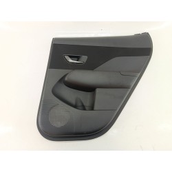 GUARNECIDO PUERTA TRASERA DERECHA 83340-BE100 