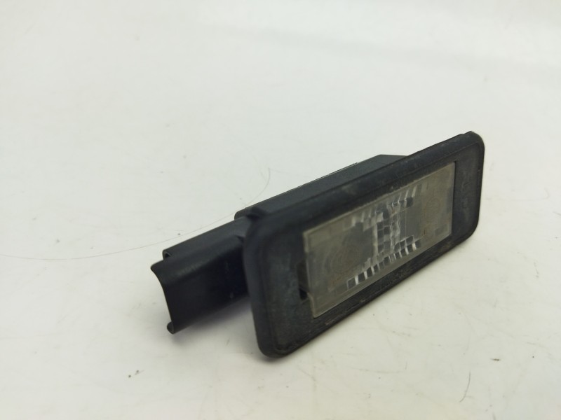 Recambio de piloto matricula para peugeot 208 i (ca_, cc_) 1.5 bluehdi 100 referencia OEM IAM 9682403680  