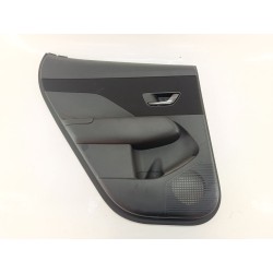 GUARNECIDO PUERTA TRASERA IZQUIERDA 83330-BE200 