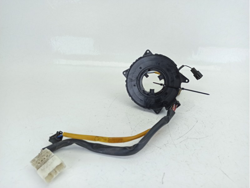 Recambio de anillo airbag para ssangyong actyon i 200 xdi 4wd referencia OEM IAM 8592208010  