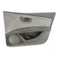 GUARNECIDO PUERTA DELANTERA DERECHA 5F4867012 