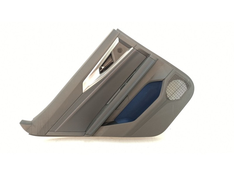 Recambio de guarnecido puerta trasera izquierda para renault austral tce 130 referencia OEM IAM 829016952R  