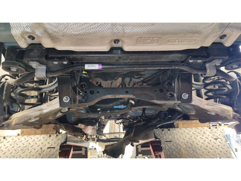 Recambio de barra estabilizadora trasera para renault austral tce 130 referencia OEM IAM 562303352R  