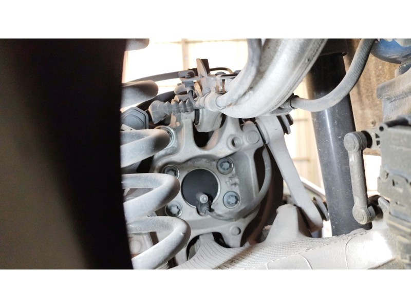 Recambio de mangueta trasera izquierda para renault austral tce 130 referencia OEM IAM 430B10670R  