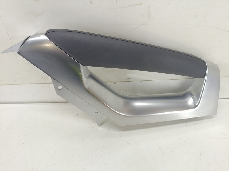 Recambio de moldura para peugeot 3008 i monospace (0u_) 2.0 hdi referencia OEM IAM 9685973077  