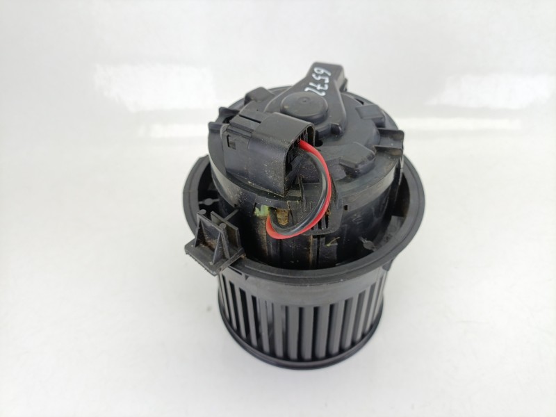 Recambio de motor calefaccion para peugeot 208 i (ca_, cc_) 1.2 thp 110 referencia OEM IAM 1608182080  