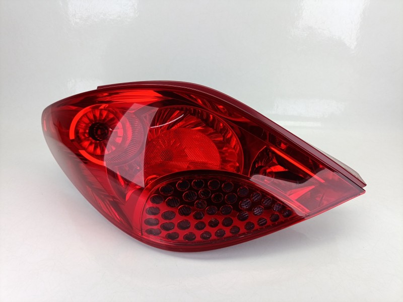 Recambio de piloto trasero izquierdo para peugeot 207/207+ (wa_, wc_) 1.4 hdi referencia OEM IAM 9649986680  