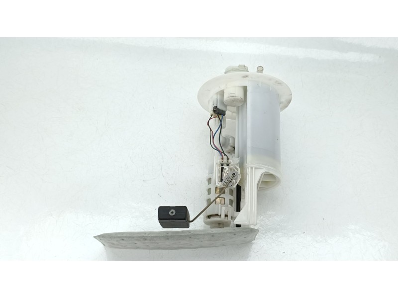 Recambio de aforador para toyota yaris (_p13_) 1.0 (ksp130_) referencia OEM IAM 777040D070  