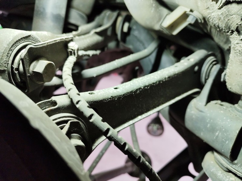 Recambio de brazo suspension superior trasero derecho para bmw x1 (e84) sdrive 20 d referencia OEM IAM 33322409885  