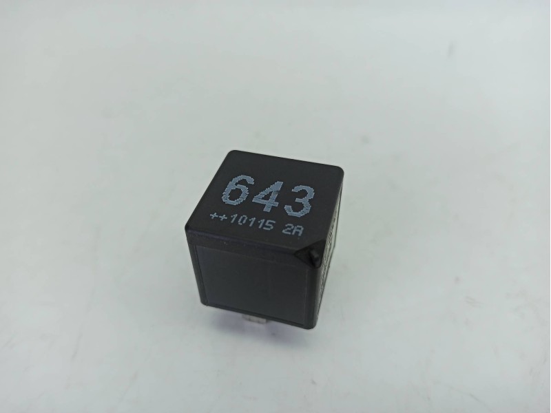 Recambio de rele para audi a6 c6 avant (4f5) 2.7 tdi referencia OEM IAM 8K0951253  