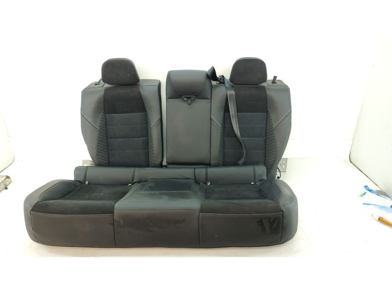 Recambio de asientos traseros para renault austral tce 130 referencia OEM IAM 886205365R  