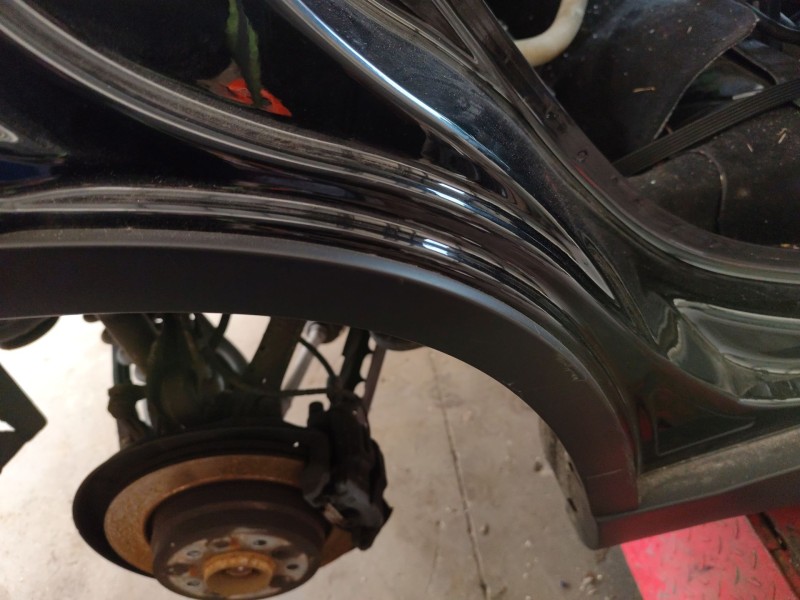 Recambio de aletin trasero derecho para bmw x1 (e84) sdrive 20 d referencia OEM IAM 51772990172  