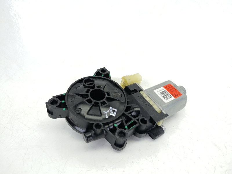 Recambio de motor elevalunas trasero derecho para kia xceed (cd) 1.4 t-gdi referencia OEM IAM 83460J7000  