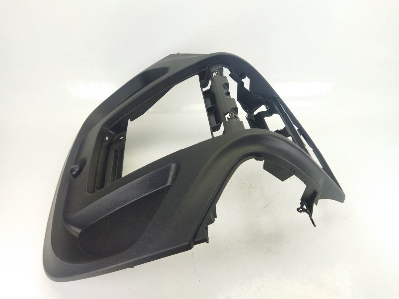 Recambio de embellecedor para fiat ducato caja/chasis (250_) 150 multijet 2,3 d referencia OEM IAM 1314861070  