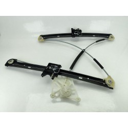 ELEVALUNAS DELANTERO DERECHO 4M0837462A 