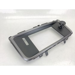 EMBELLECEDOR 84740D4100CK5 