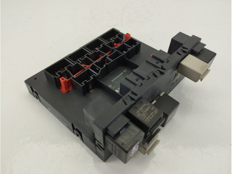 Recambio de caja reles / fusibles para seat altea (5p1) 1.9 tdi referencia OEM IAM 1K0937049M  