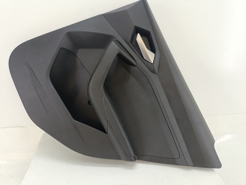 Recambio de guarnecido puerta trasera derecha para audi a1 sportback (gba) 30 tfsi referencia OEM IAM 82G867488  