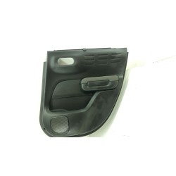 GUARNECIDO PUERTA DELANTERA DERECHA YQ000444YA 