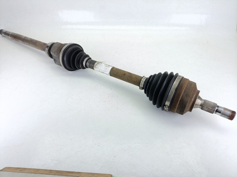 Recambio de transmision delantera derecha para peugeot 3008 i monospace (0u_) 2.0 hdi referencia OEM IAM 9685126180  