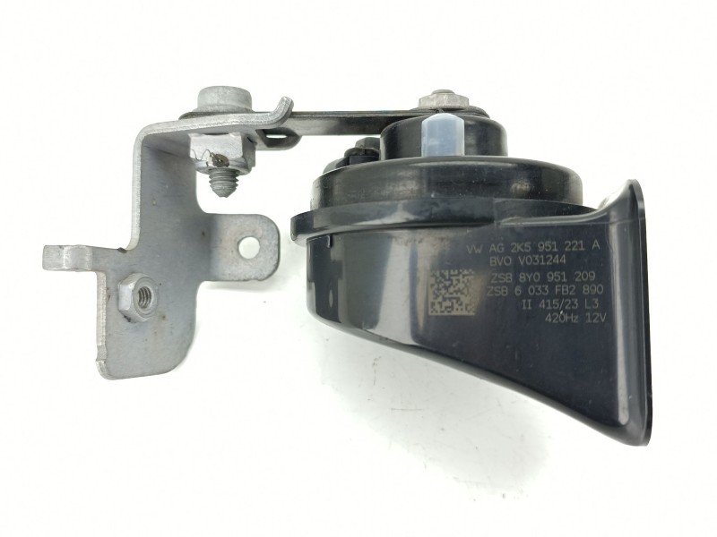 Recambio de claxon para audi a3 sportback (8ya, 8yf) 35 tdi referencia OEM IAM 8Y0951209  