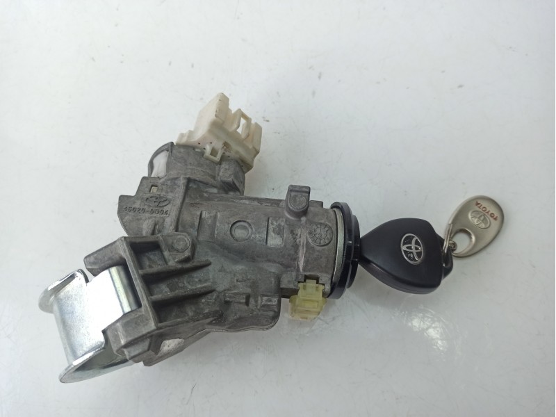 Recambio de conmutador de arranque para toyota yaris (_p13_) 1.4 d (nlp130_) referencia OEM IAM 450200D04  