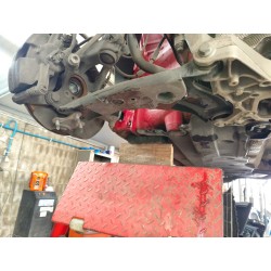 BRAZO SUSPENSION INFERIOR DELANTERO DERECHO 5WA407152 