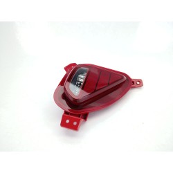 PILOTO TRASERO DERECHO PARAGOLPES 92406J7300 