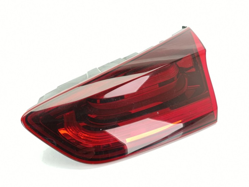 Recambio de piloto trasero derecho interior para kia xceed (cd) 1.4 t-gdi referencia OEM IAM 92404J7350  