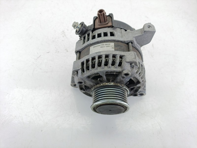 Recambio de alternador para toyota yaris (_p13_) 1.4 d (nlp130_) referencia OEM IAM 270600N090  