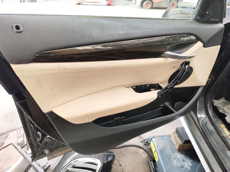 Recambio de guarnecido puerta delantera izquierda para bmw x1 (e84) xdrive 23 d referencia OEM IAM 51417327195  