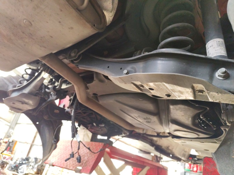 Recambio de puente trasero para audi a3 sportback (8ya, 8yf) 35 tdi referencia OEM IAM 3Q0505235AH  