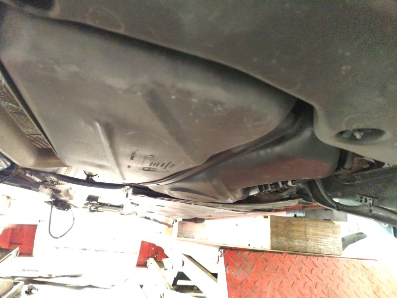 Recambio de deposito combustible para audi a3 sportback (8ya, 8yf) 35 tdi referencia OEM IAM 5Q0201060EK  