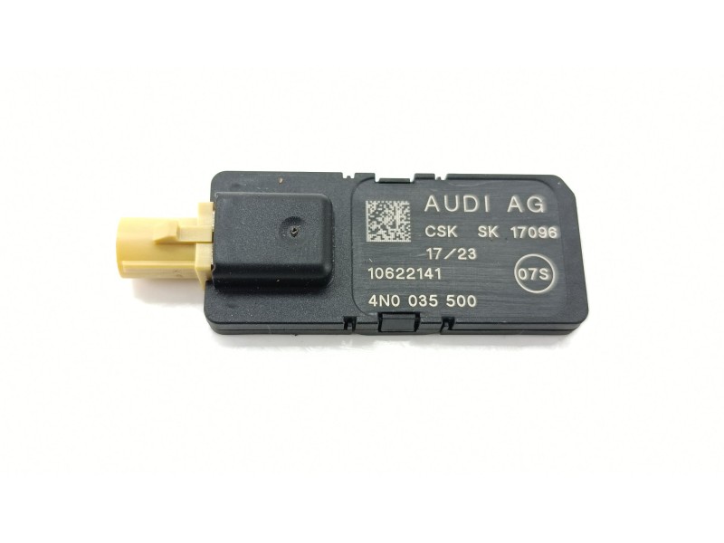 Recambio de antena para audi a3 sportback (8ya, 8yf) 35 tdi referencia OEM IAM 4N0035500  