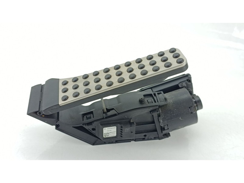 Recambio de potenciometro pedal para mercedes-benz clase c (w205) c 350 e (205.047) referencia OEM IAM A2223003500  