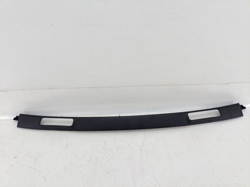 Recambio de moldura para bmw z4 roadster (g29) sdrive 20 i referencia OEM IAM 51437456441  